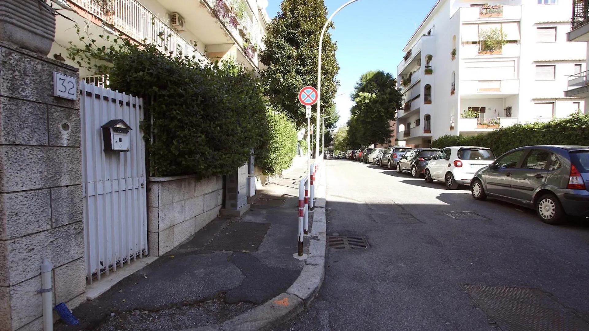 Ponte Milvio Lovely Garden Rome Apartment
