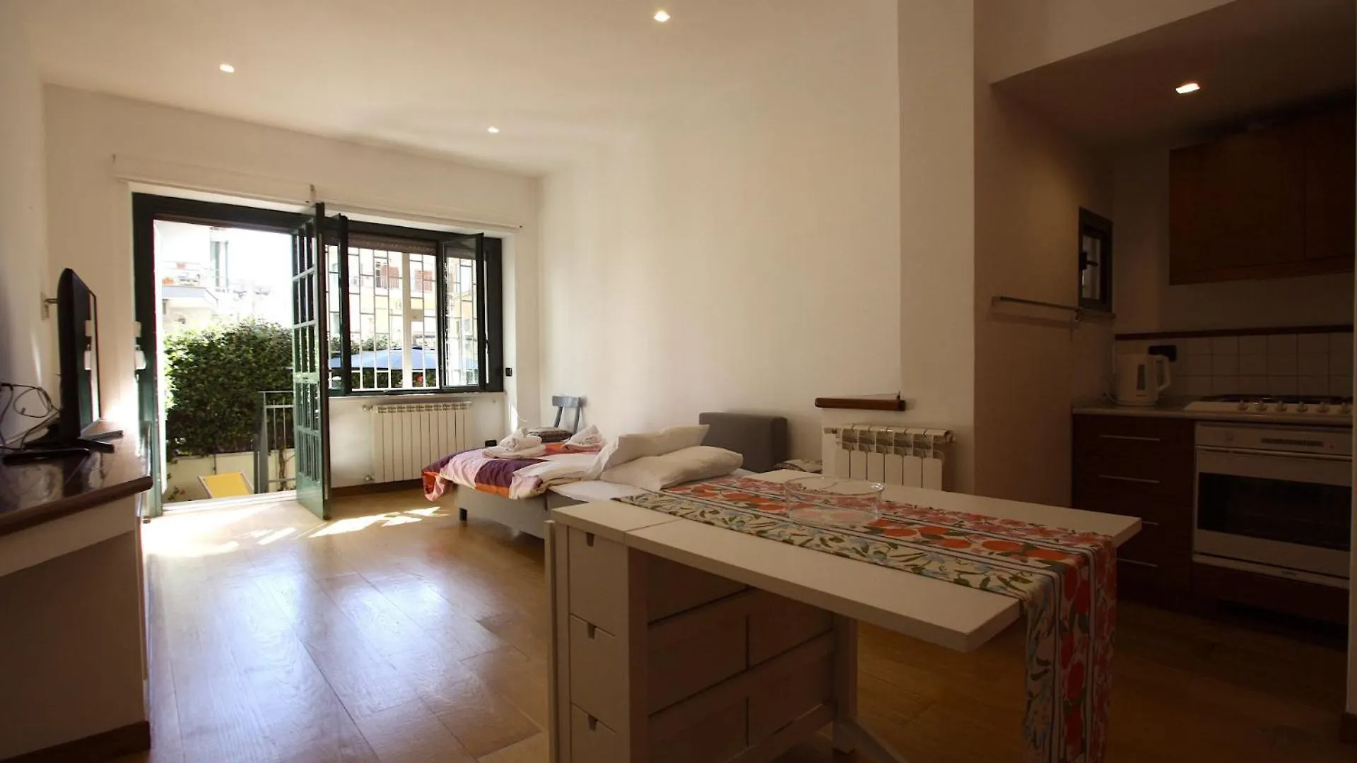 Apartment Ponte Milvio Lovely Garden Rome